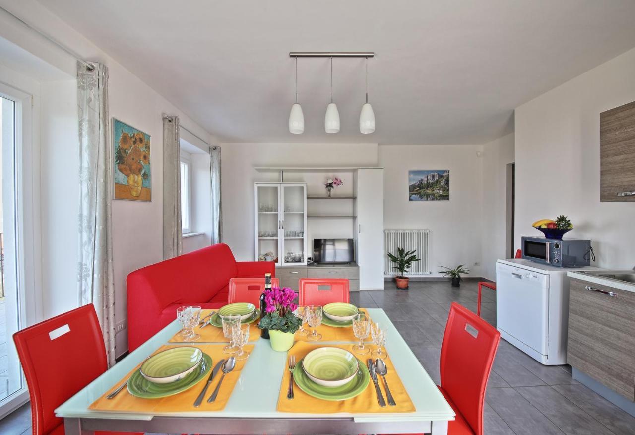Legnoncino Holiday Home- Lake Como Коліко Екстер'єр фото